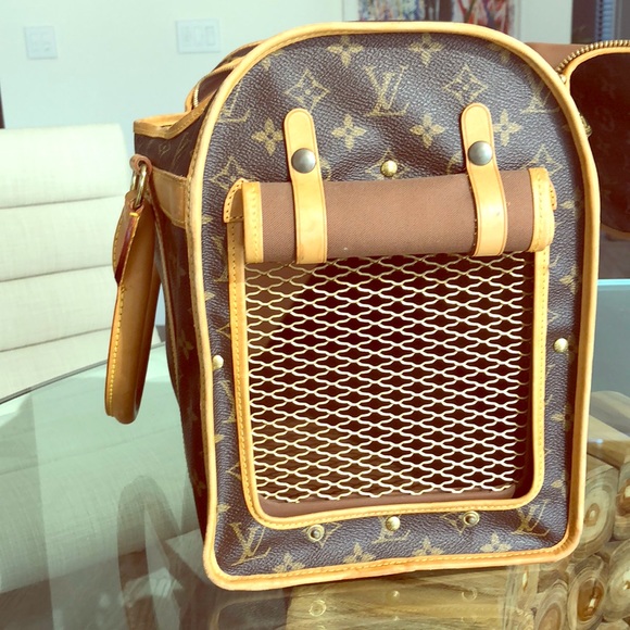 Louis Vuitton Other - Louis Vuitton dog carrier